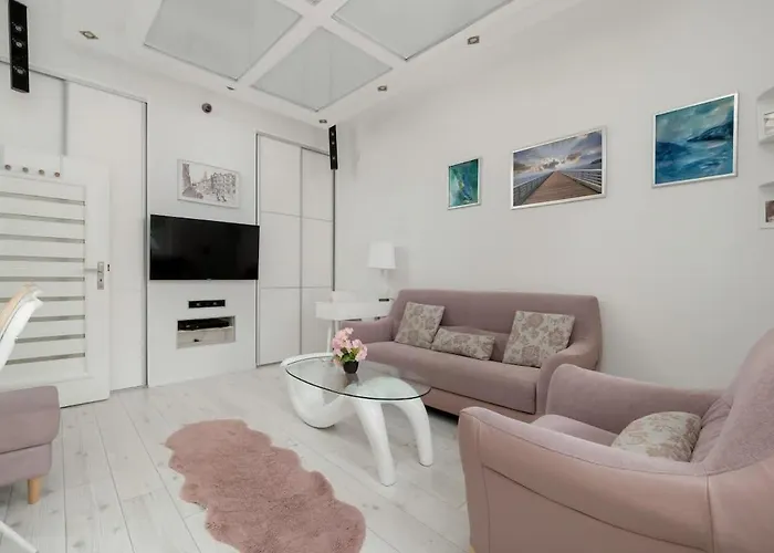 Cosy In With Parking Niciarniana By Renters